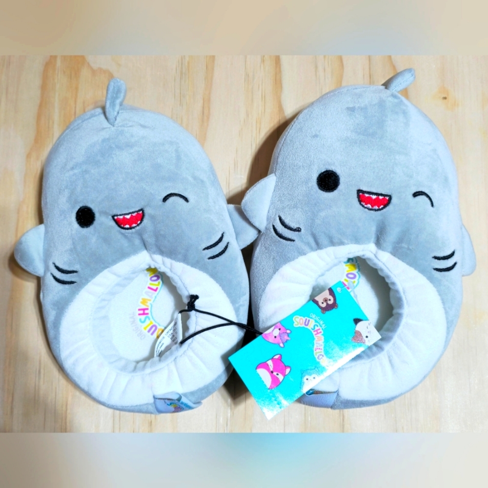 Squishmallow Slippers, Gordon The Shark